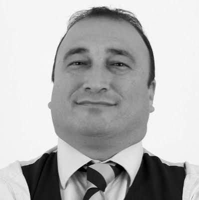 Portrait of Dr Rob D’Alessandro